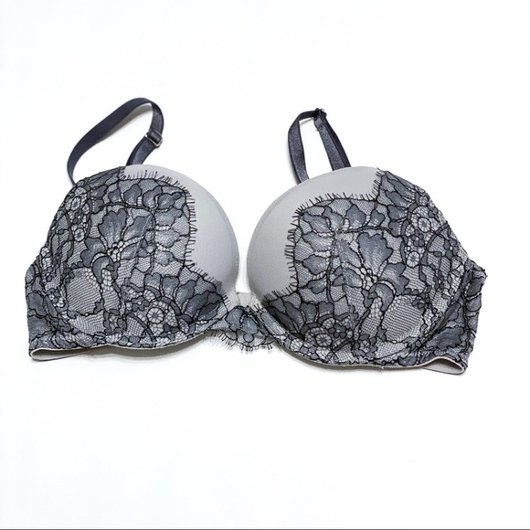 Victoria's Secret Other - Victoria’s Secret very sexy push-up lace bra